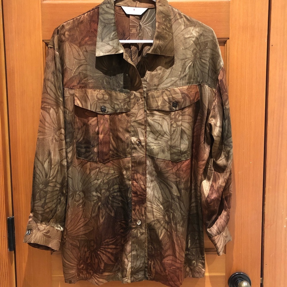 Women’s blouse